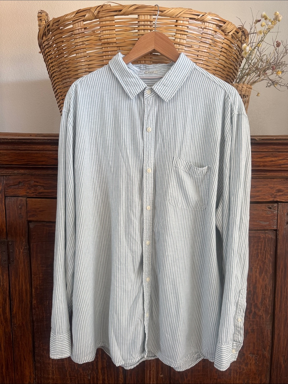 Hawker Rye XXL seersucker linen blend Men's Light Blue Stripe Button-Up Shirt